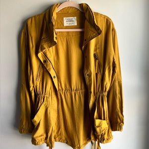 Mustard Fall Adjustable Hooded Jacket | S